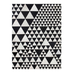 Pyramid Rug