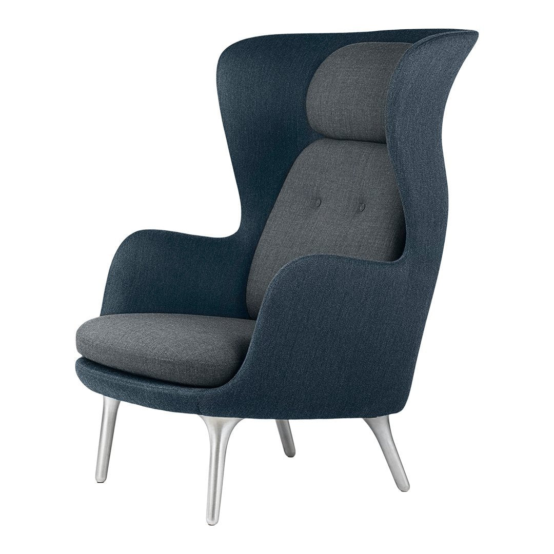 Ro Easy Chair