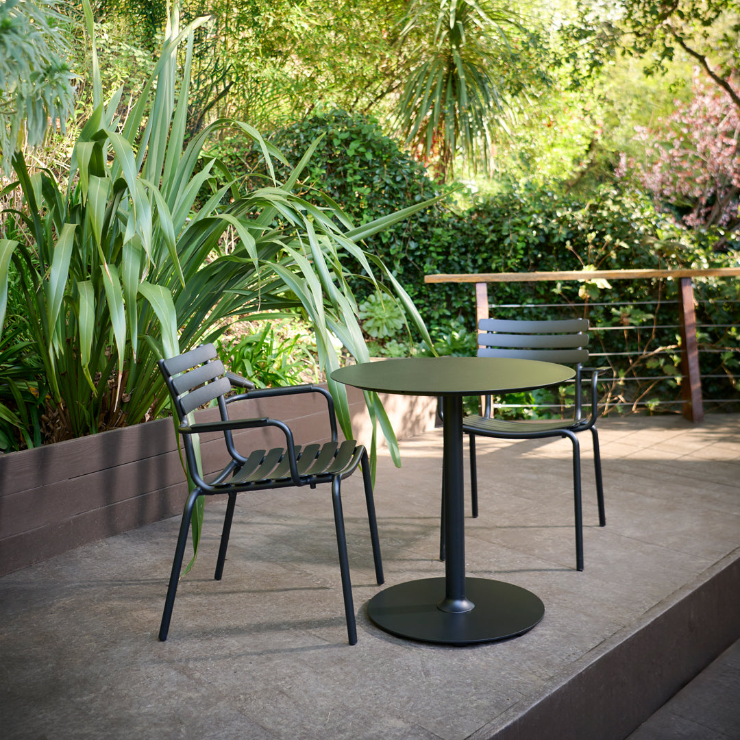 PICO Outdoor Café Table w/ Round Base - Round