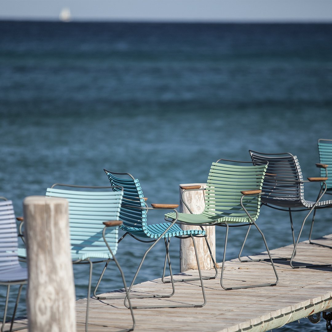 Click Outdoor Dining Chair w/ Armrests