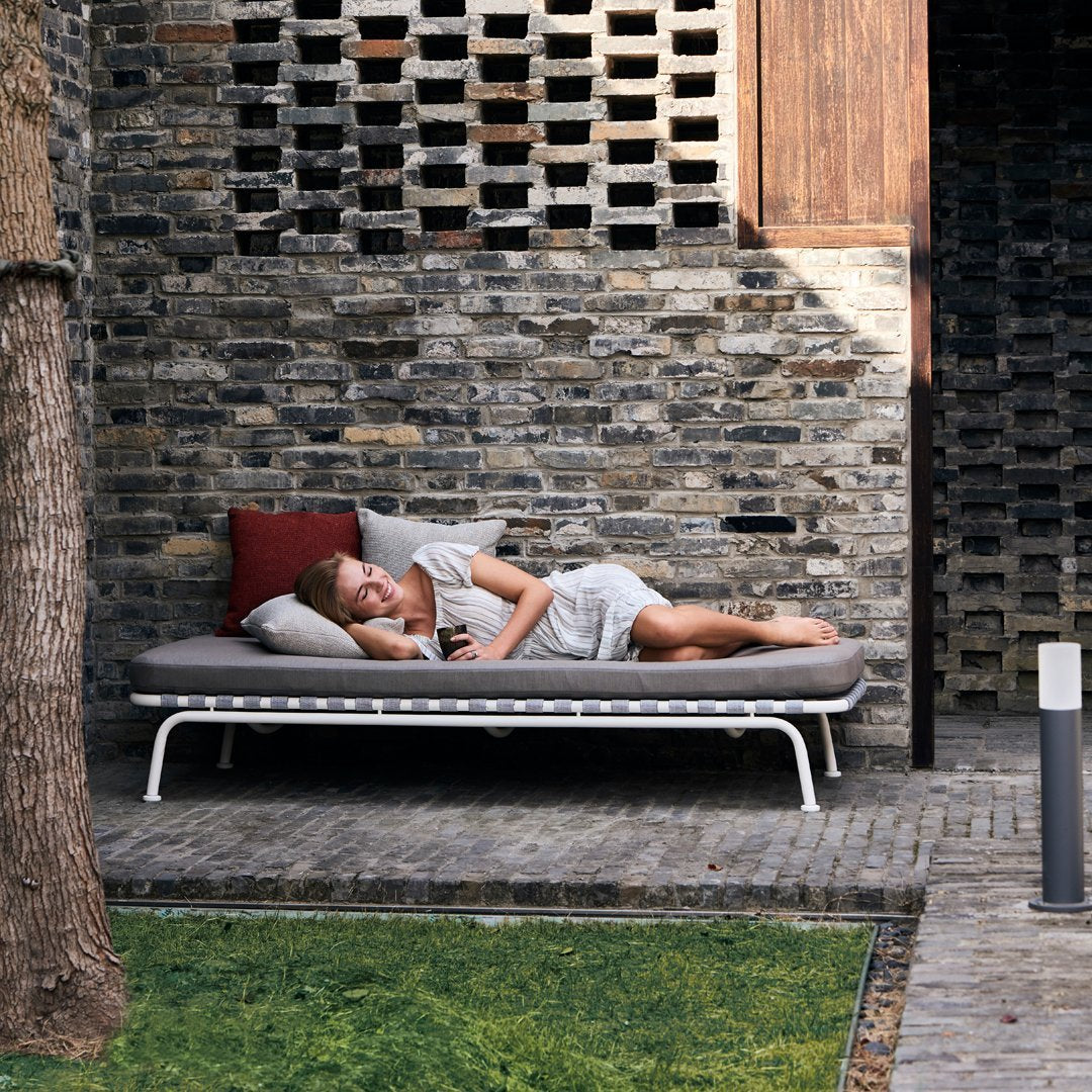 Mindo 103 Outdoor Daybed