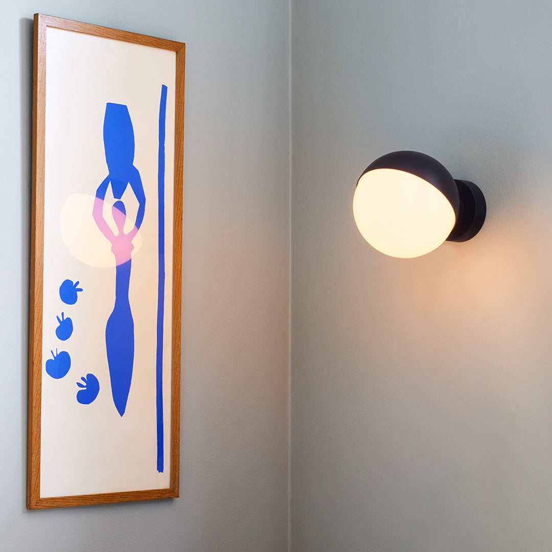 VL Studio Wall Light