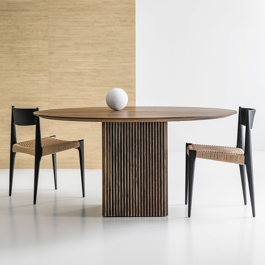 Ten Table Round - Extendable