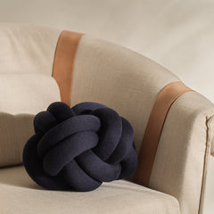 Knot Cushion