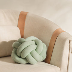 Knot Cushion