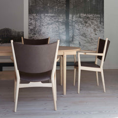 Wegner PP240 Conference Chair