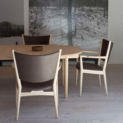 Wegner PP240 Conference Chair