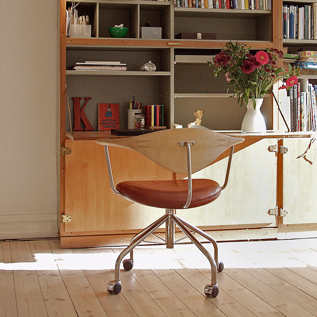 Wegner PP502 Swivel Chair